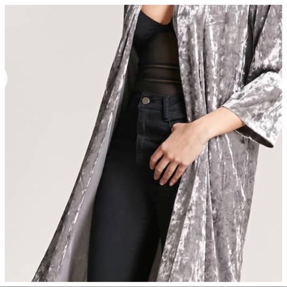 🖤SOLDOUT🖤🆕#Crushed #Velvet #Grey #Kimono NWT🖤 - Picture 2 of 7
